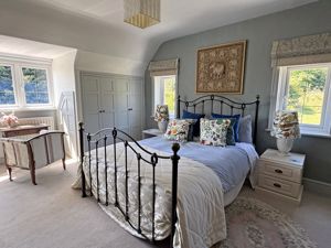 Photo 7- click for photo gallery